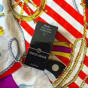 Giorgio Armani, Maestro, liquid foundation shade 5.5